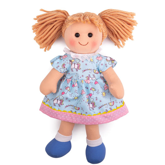 A soft and cuddly Bigjigs ragdoll dressed in a super sweet outfit.
