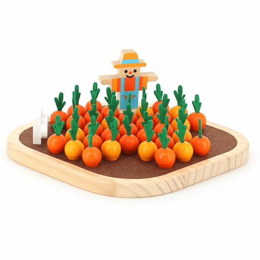 Animated gif of the Vilac wooden vegetable garden solitaire game featuring cheerful scarecrow character surrounded by orange and yellow carrot pieces on natural wooden base with brown felt soil.
