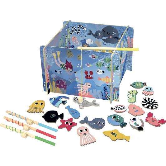 Magnetic fishing box in a colourful and vintage design. Includes 20 magnetic wooden fish and 4 different coloured fishing rods.