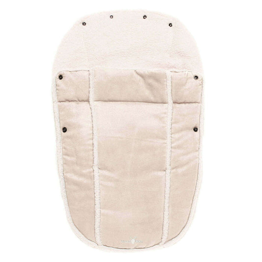 oft cosy footmuff that easily adapts to any car seat, pram or pushchair. Ideal for keeping your baby warm and snug on those cold days/