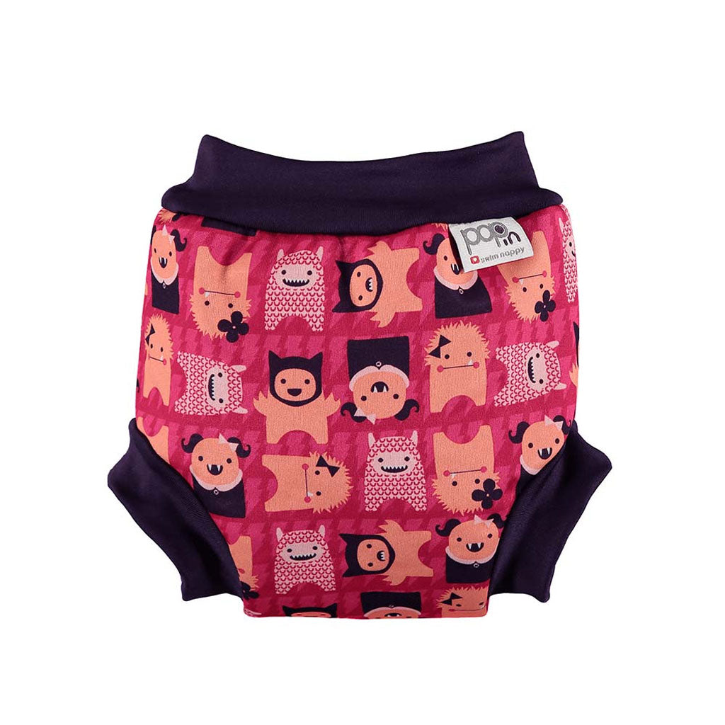 The Close Pop-in swim nappy is made using a special soft and flexible laminate with a stain-resistant outer layer to keep your nappy looking great and soft fleece inside to keep little ones cosy in the water.