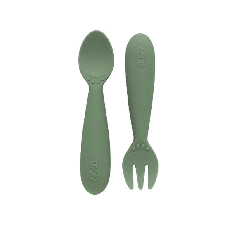 Learning to self-feed is an important developmental milestone, and the Ezpz Mini Utensils are designed to help toddlers learn how to eat with a spoon (scooping) and fork (piercing). The Mini Spoon and Fork are the most functional, developmentally appropriate toddler utensils on the market
