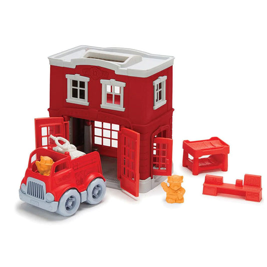 This playset has everything your little firefighter needs to save the day, including a fire station, fire engine, firefighter cat characters, rotating water cannon, command centre and stackable bunk beds.