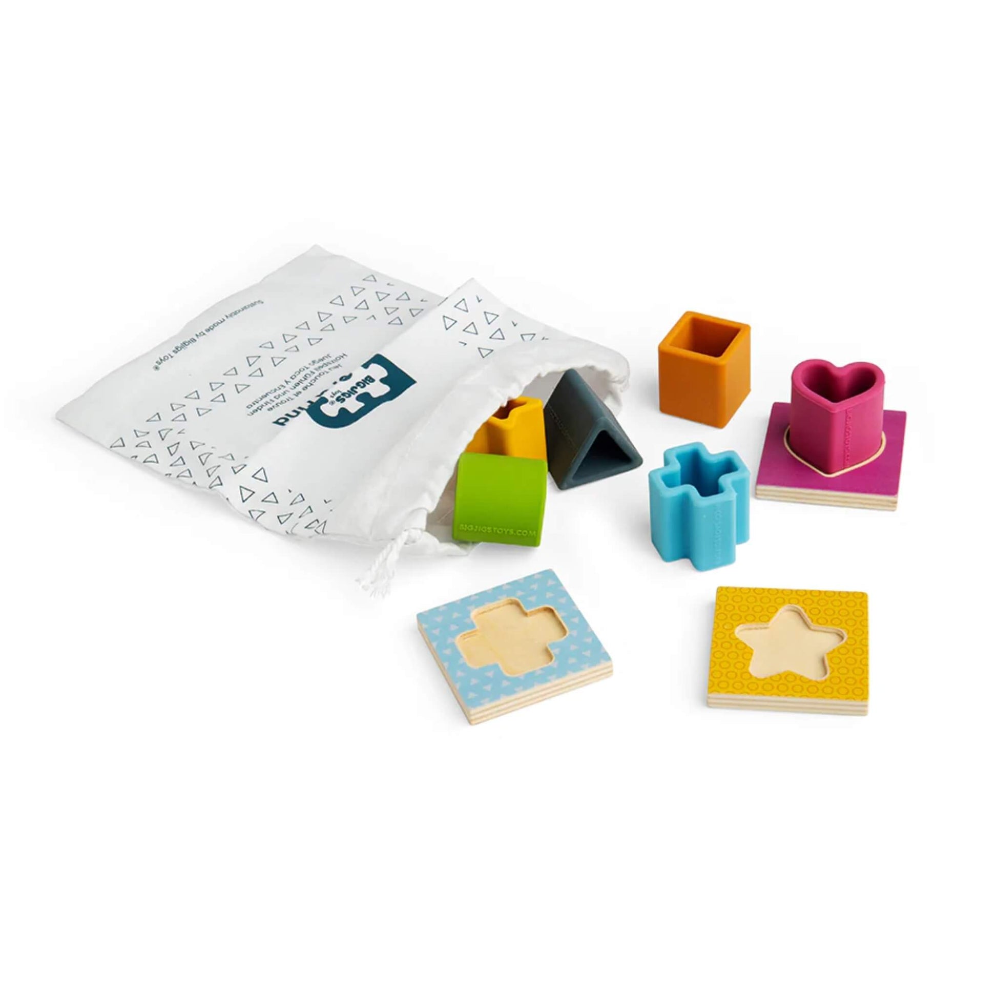 Bigjigs Toys FSC® Certified Feel & Find set with chunky silicone shapes, double-sided wooden tiles, and a drawstring tote bag for on-the-go play.