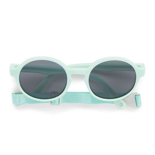 Dooky sunglasses are designed to protect your little ones' eyes from the harsh summer sun and feature UV-400 protection, which blocks harmful ultraviolet (UV) rays. The detachable strap included with the sunglasses helps to keep them secure and prevent them from getting lost.