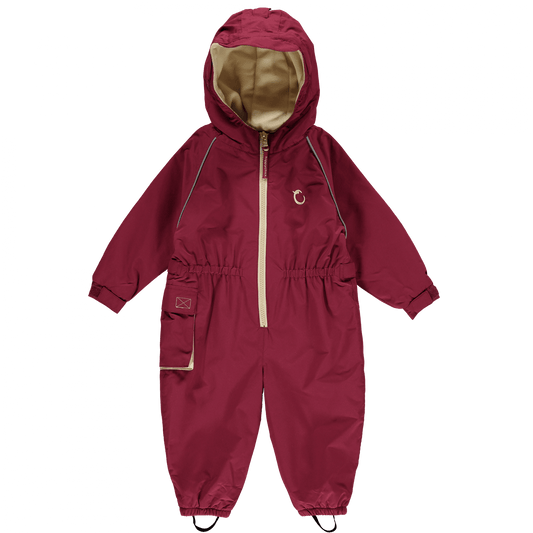 The Hippychick toddler waterproof suit is fleece lined and has been designed to be completely windproof and breathable, ensuring complete comfort and protection in all weathers. 
