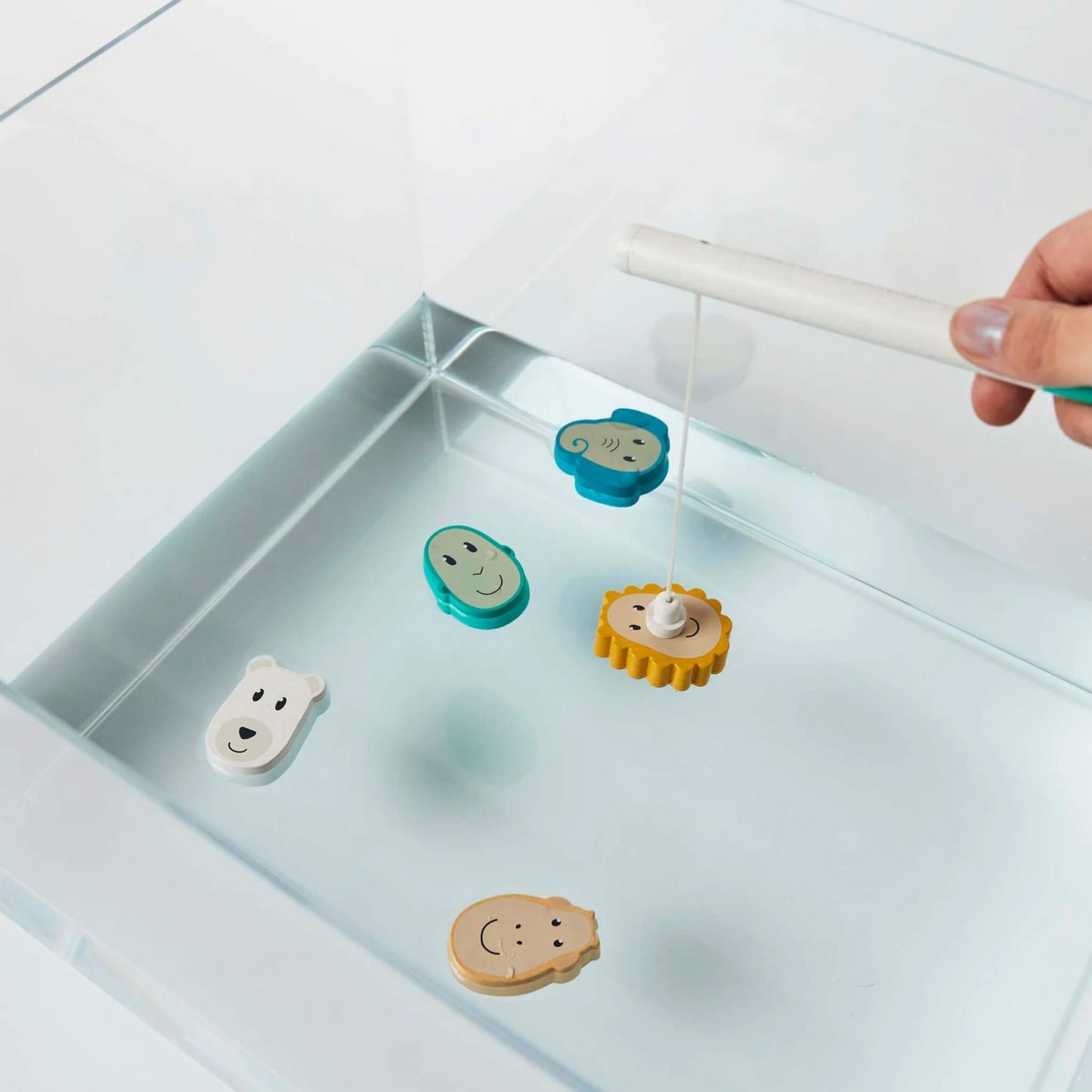 bath time fish hooks Matchstick Monkey Bathtime Fishing Game – Bebeco