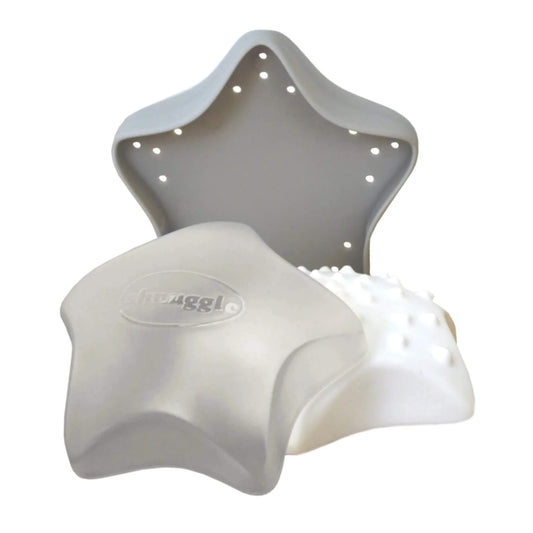 Shnuggle Wishy Bath Toy star-shaped bath toy set shown stacked together in soft neutral tones.