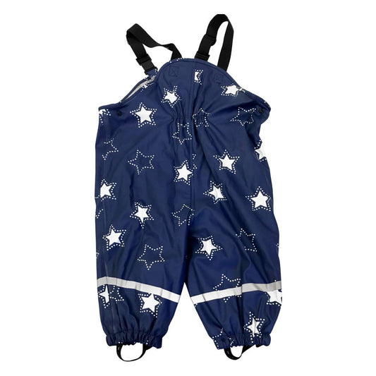 Silly Billyz Kid’s Overalls made from soft and comfortable PU making them windproof and waterproof. With adjustable shoulder straps and pop studs on the sides allow for bulky jumpers to be worn underneath the overalls and the elastic cuffs keep trouser legs in place in gumboots.
