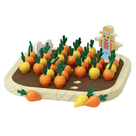 Vilac Vegetable Garden Solitaire, an original French-designed game featuring adorable little carrots to harvest. 