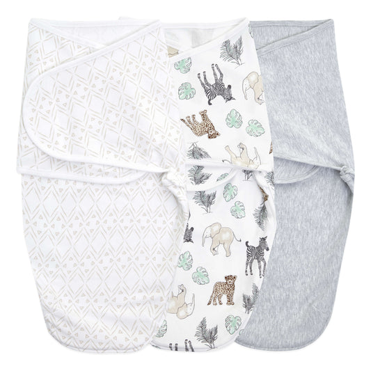 aden + anais Easy Wrap Swaddle for a cocoon of safety and serenity during sleep time. Featuring convenient hook and loop fasteners, this swaddle simplifies the process, ensuring a snug fit every time.