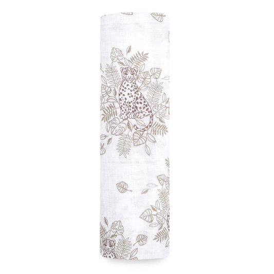 The aden + anais cotton muslin swaddle is  lightweight, breathable, and made from premium quality cotton muslin fabric. 