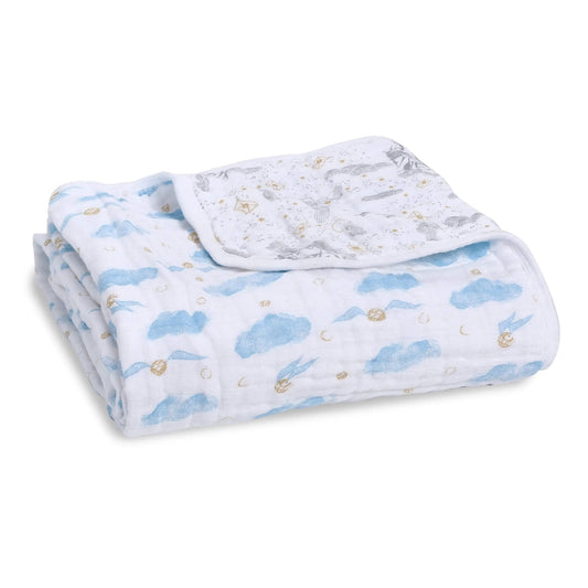 Aden + anais classic dream blanket, featuring four layers of 100% cotton muslin for a soft, plush baby blanket. Its uses go beyond cuddling, as it also makes a snuggly surface to lay your little one on no matter where the day takes you, a park, the beach or just playing around on the floor.