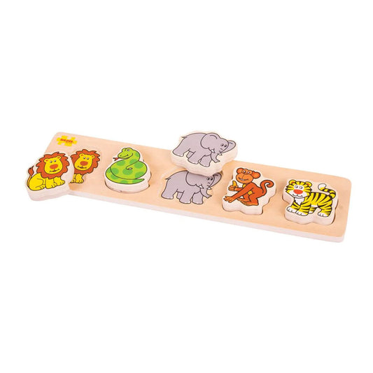 Bigjigs Toys wooden puzzles help to develop vocabulary and aid youngsters to recall words as they recognise shapes, colours and images.  Each chunky wooden puzzle piece is generously sized to make it easier for little hands to lift, grasp, examine and replace.