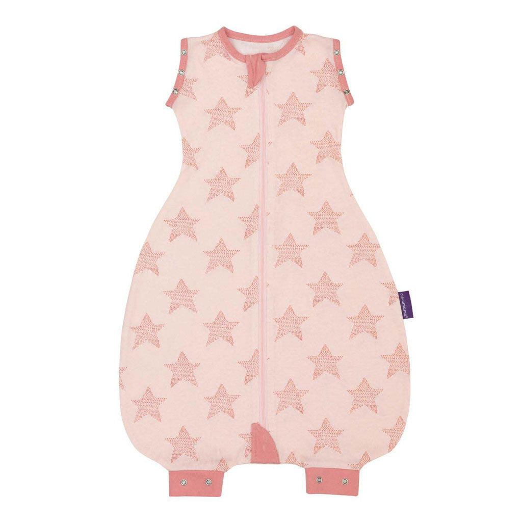 The Clevamama super soft baby sleeping bag comforts and grows with baby during and after the swaddling stage. It is made from 100% soft breathable cotton and is acknowledged by the International Hip Dysplasia Institute for its design which swaddles to waistline for a hip-healthy natural leg position.