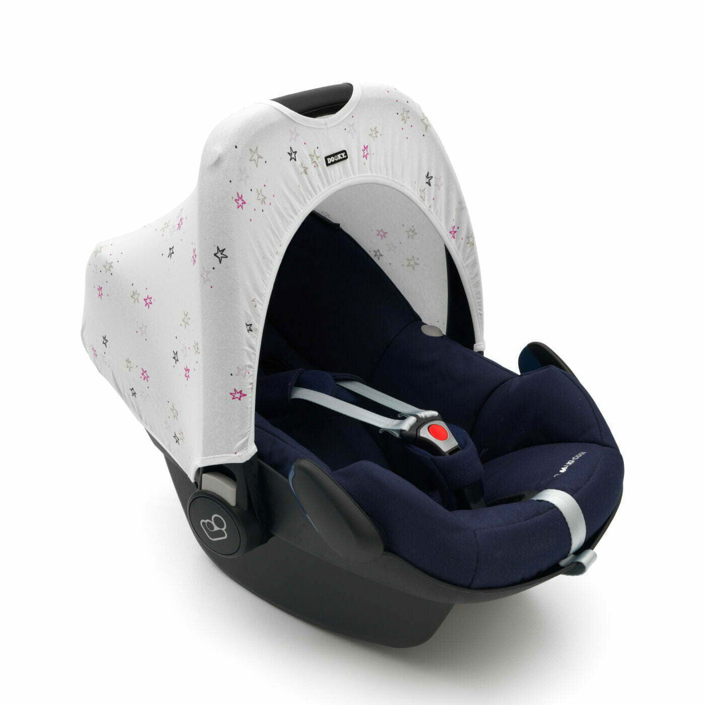 The Dooky Car Seat Hoody protects your little one from UV, wind, light, cold, noise and light rain – whilst making your car seat and travel system look great!
