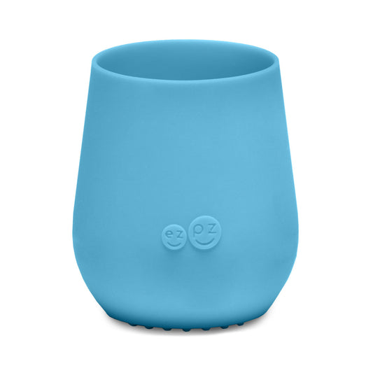 Made from 100% food grade silicone and built to last (silicone is bendable and flexible and doesn't fade or corrode) - the EzPz Tiny Cup helps baby transition from bottle to cup.