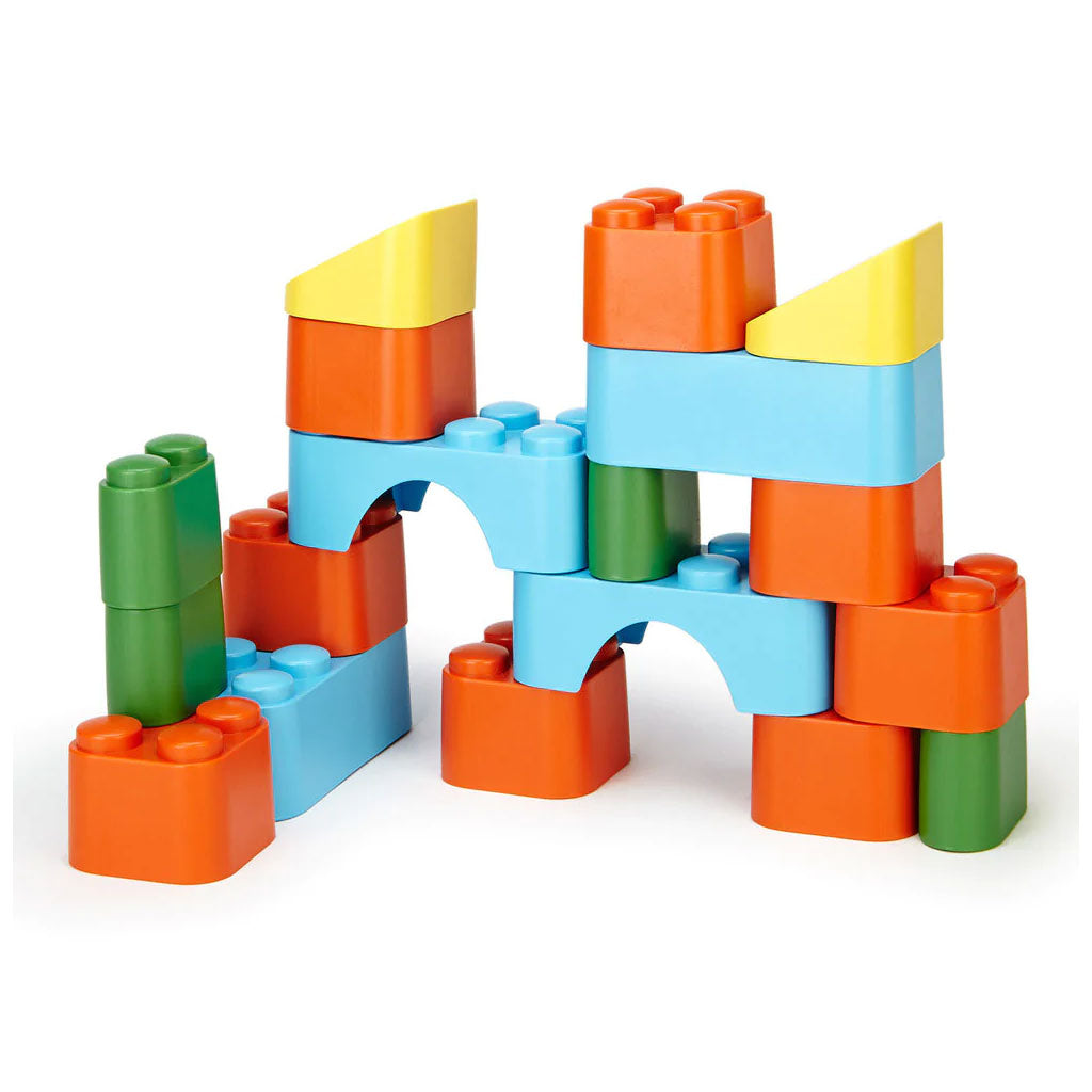 The Green Toys Block Set is the world's most environmentally friendly basic building set -- and now it's better than ever! The 18 boldly coloured, lightweight blocks have been re-engineered for easier grip and better stacking action.