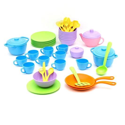 The Green Toys™ Classroom Cafe set is a one-stop-shop to outfit any play area or kitchen.