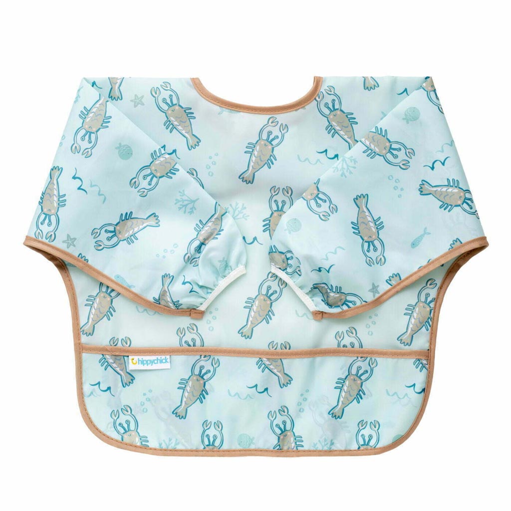 Made from sustainable recycled polyester, Hippychick sleeved bibs with their catch-all pockets keep clothes clean underneath. They are lightweight and comfortable with their adjustable Velcro neck fastening and gently elasticated sleeves.