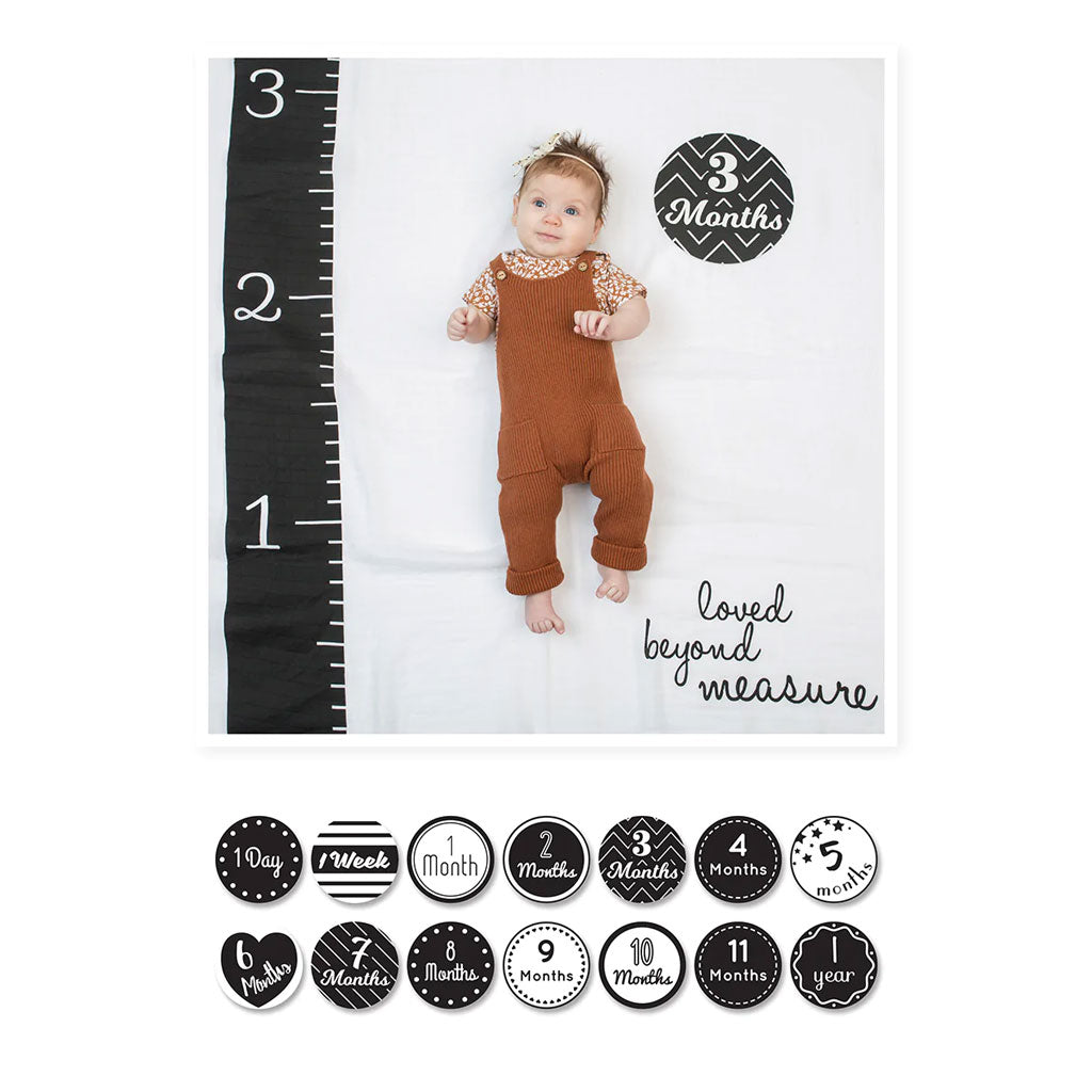 Turn milestones into memories with this large super soft premium quality milestone blanket and milestone cards set. Perfect for the modern day social mom, this ready-to-use coordinating backdrop with milestone cards easily captures baby's first months.  Perfect baby shower gift and makes for adorable social media posts!