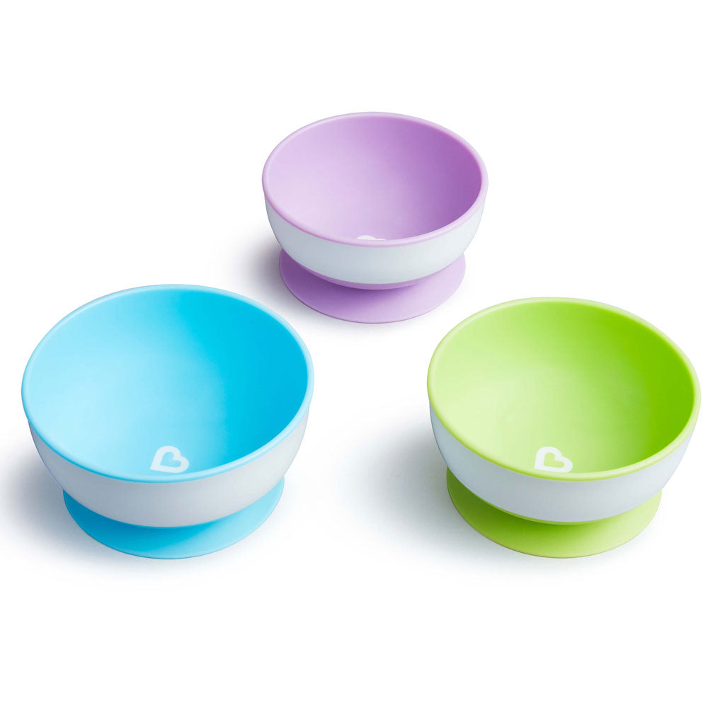 Convenient three-pack of Stay Put™ suction bowls, designed with kids, toddlers and babies in mind. The strong suction base will adhere to most surfaces, and the quick-release tab makes removal easy for adults. Microwave and top-rack dishwasher safe, food prep and clean up is easy and quick, too.