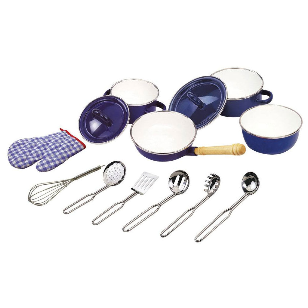 This kids kitchen set includes four enamel-coated pots and pans with a smart blue design, six utensils and an oven mitt. All of the pieces have been scaled down to make it easier for little hands to grasp and use when cooking up a storm!