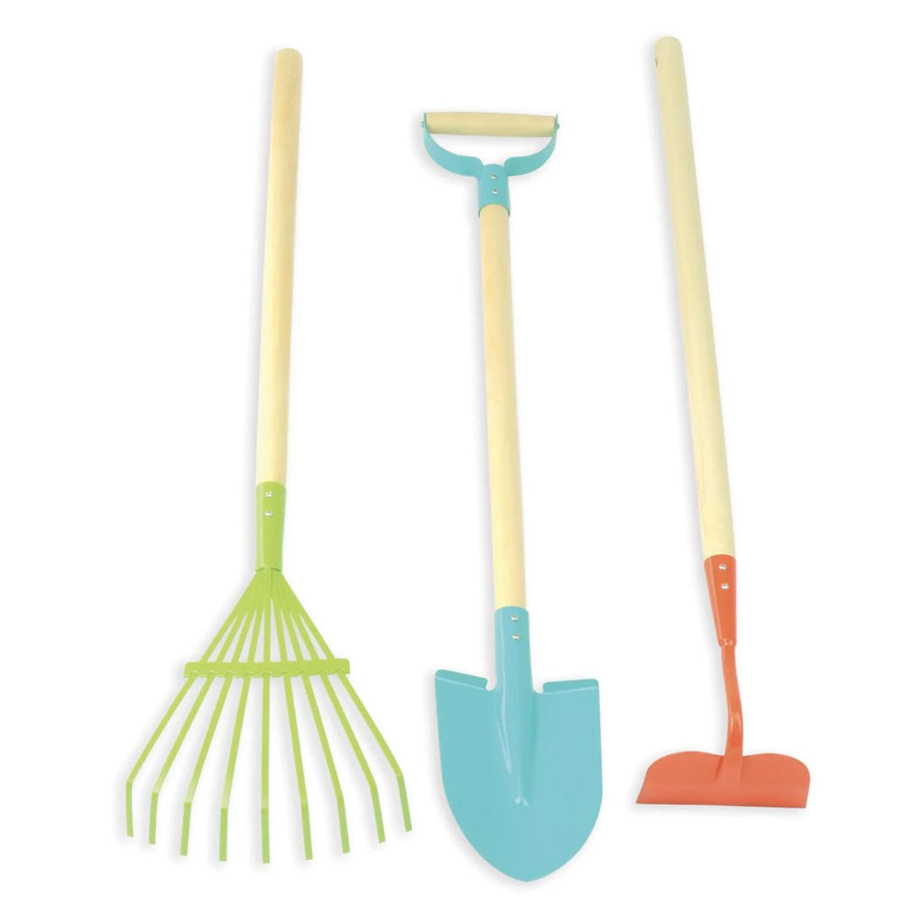 A robust and fun gardening set for young children. Includes everything you need to prepare a garden so you can grow your favourite flowers and vegetables!
