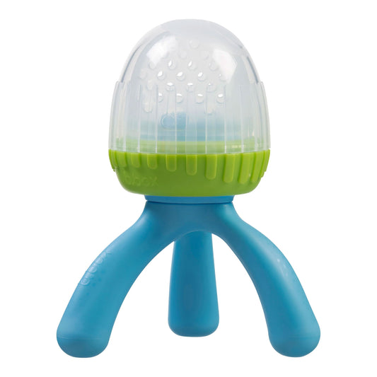 B.box silicone feeder is an ideal way to safely introduce fresh foods and solids, safely and hygienically. Food grade soft silicone feeder, is gentle on baby's gums.